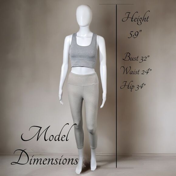 Attivo Mesh Cut Out Cropped Active Leggings - Picture 9 of 9